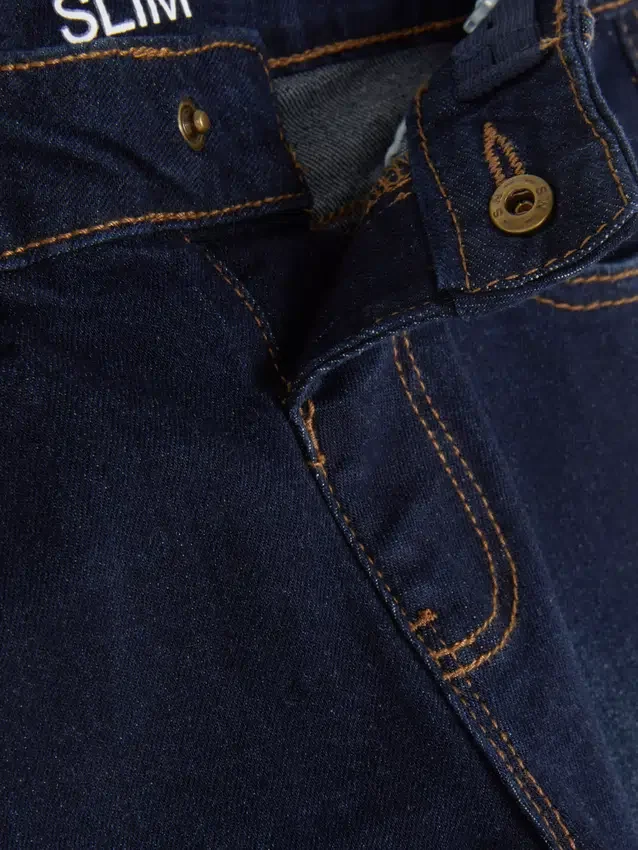 Jeans med smal passform