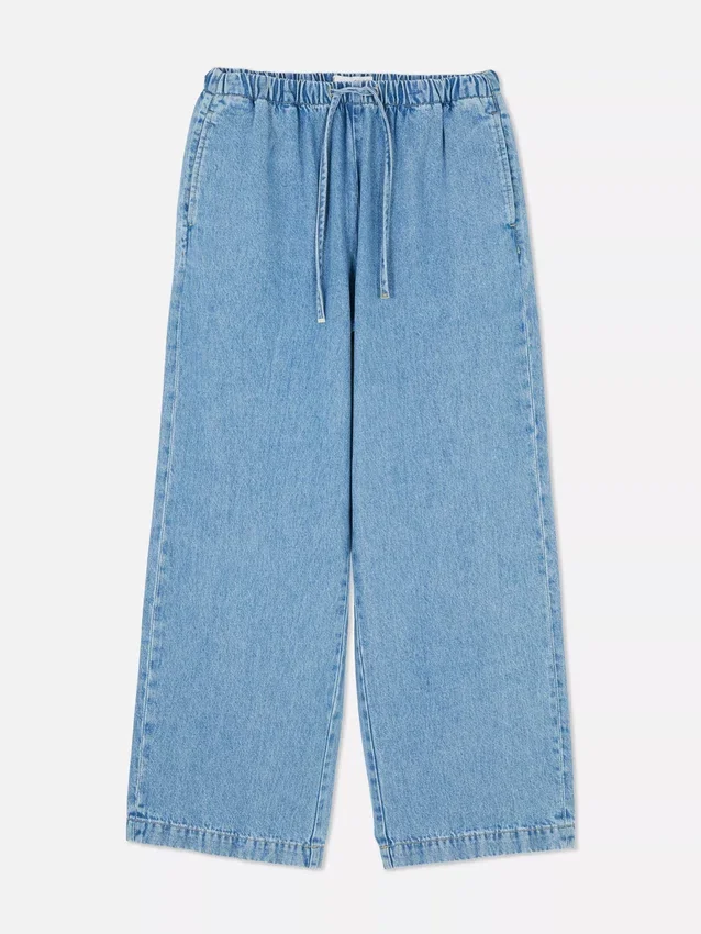 Jeansbyxor med medelhög midja