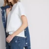 Jeansshorts med medelhög midja och uppvikt kant