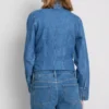 Jeansshorts med medelhög midja och uppvikt kant