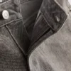 Jeansshorts med medelhög midja och uppvikt kant