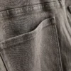Jeansshorts med medelhög midja och uppvikt kant