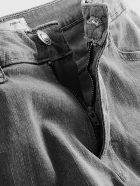 Jeansshorts med rak passform