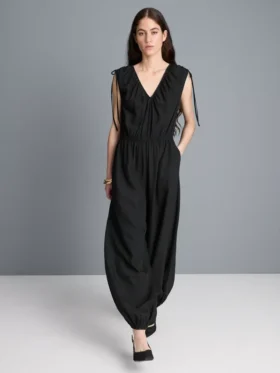 Jumpsuit med V-ringning och ballongben