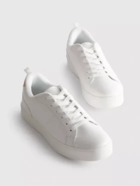Klassiska låga sneakers
