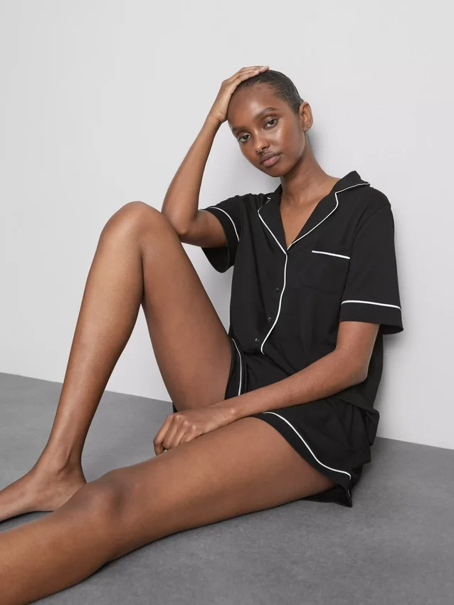 Kort pyjamasar i boyfriend-stil