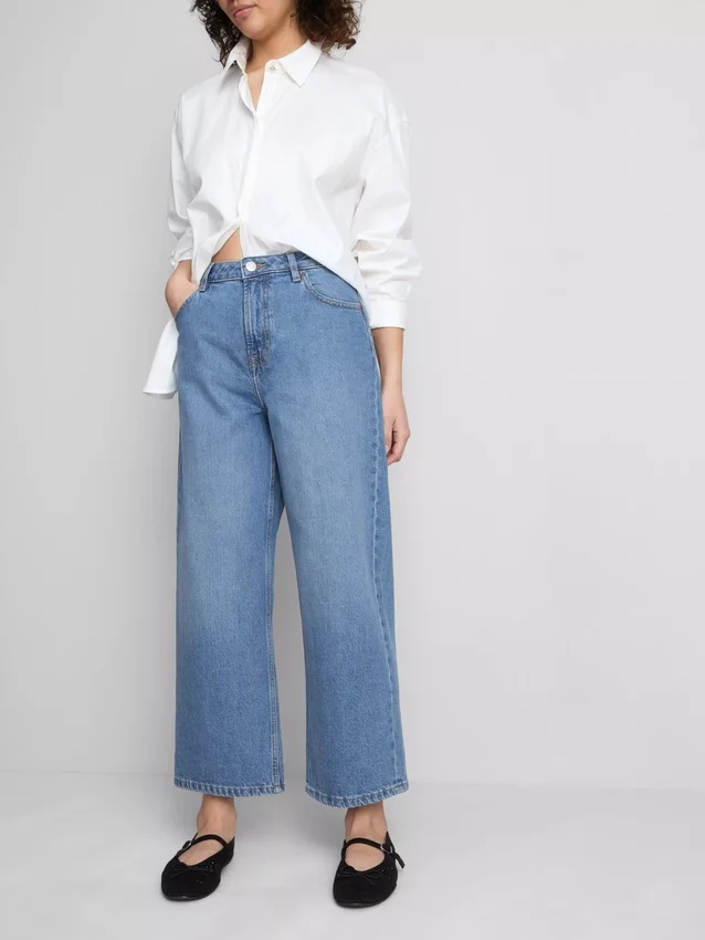 Korta jeans i denim med vida ben