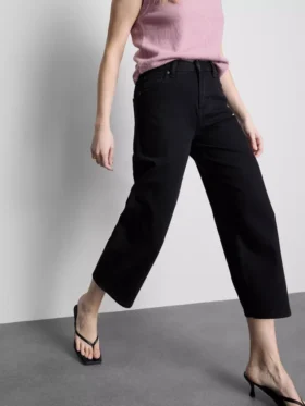 Korta jeans i denim med vida ben
