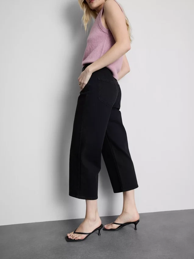 Korta jeans i denim med vida ben