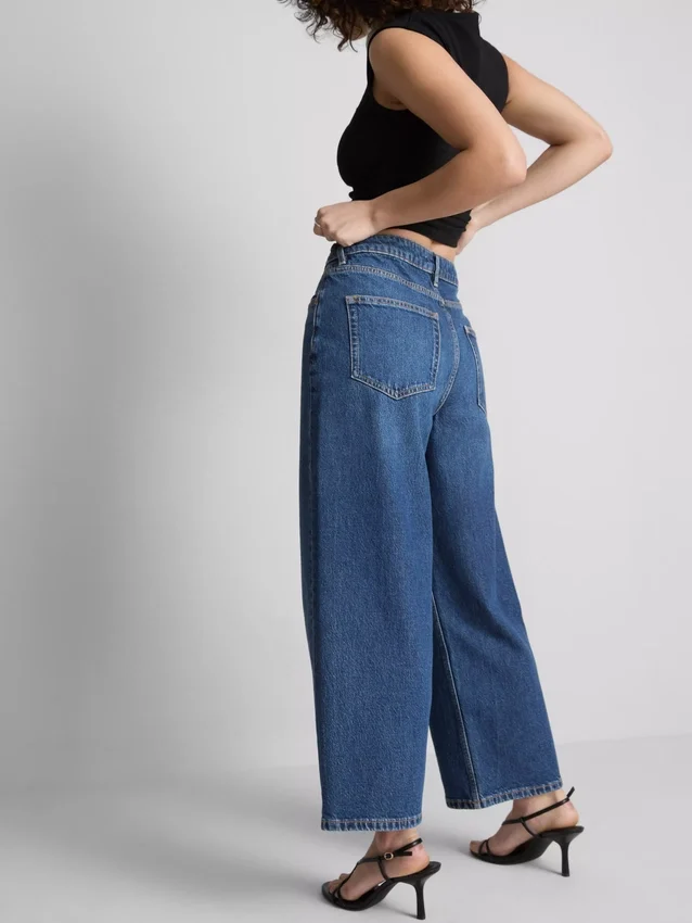 Korta jeans i denim med vida ben