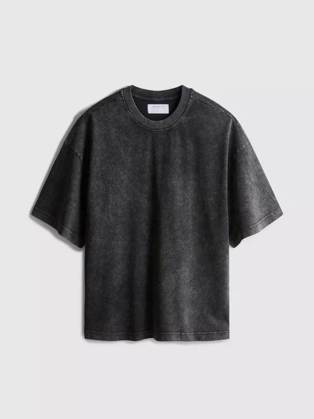 Kortärmad tvättad t-shirt
