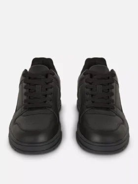 Låga sneakers