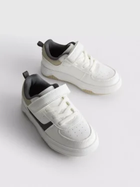 Låga sneakers