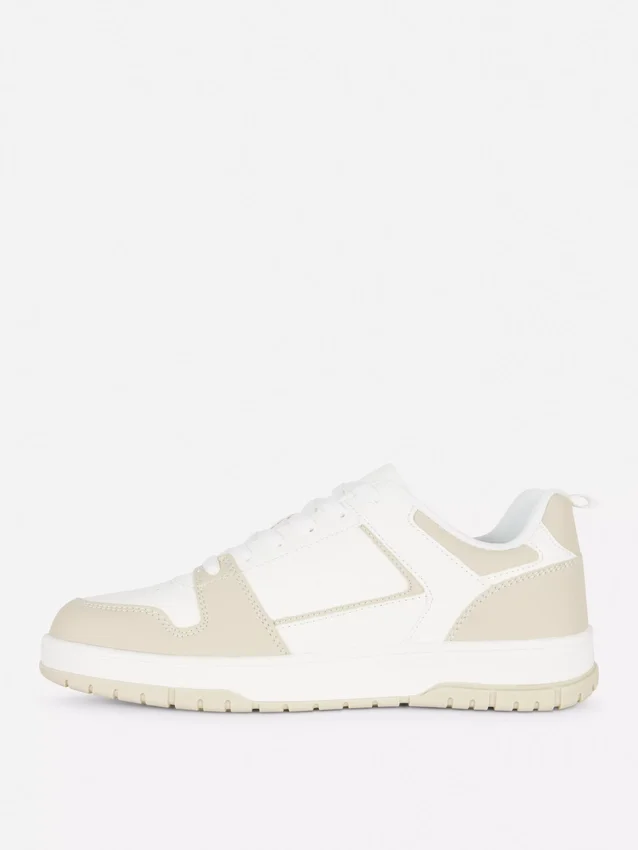 Låga sneakers