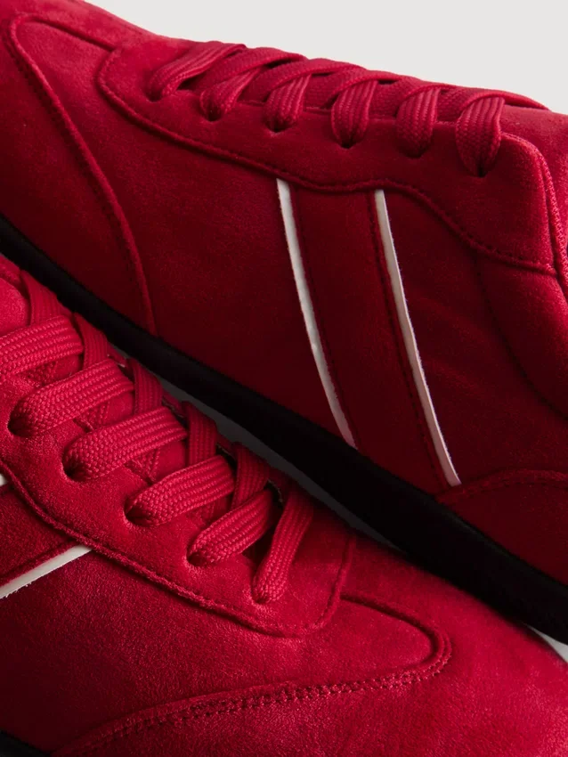 Låga sneakers