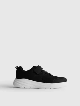 Låga sneakers i mesh