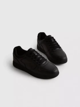 Låga sneakers med paneler
