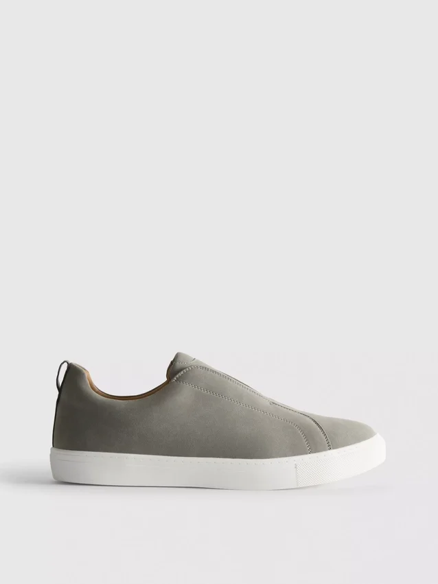 Låga sneakers utan snörning