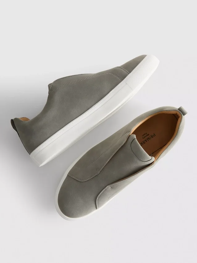 Låga sneakers utan snörning