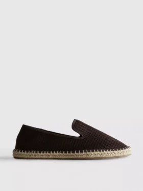 Låga stickade espadriller
