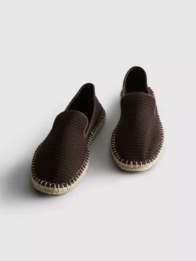 Låga stickade espadriller