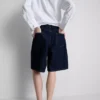 Långa bermudashorts i bomullsdenim