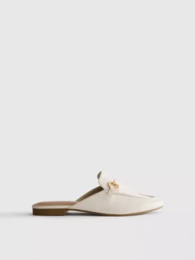 Loafers i konstläder med snabbitsspännen