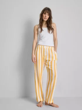 Love to Lounge pyjamasbyxor med volanger och raka ben