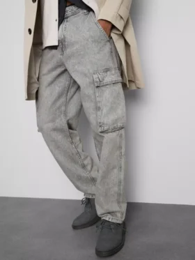 Löst sittande cargo-Jeans med medelhög midja