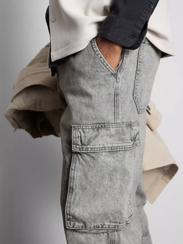 Löst sittande cargo-Jeans med medelhög midja