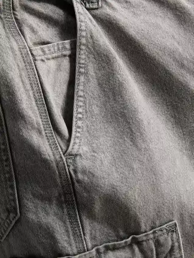 Löst sittande cargo-Jeans med medelhög midja