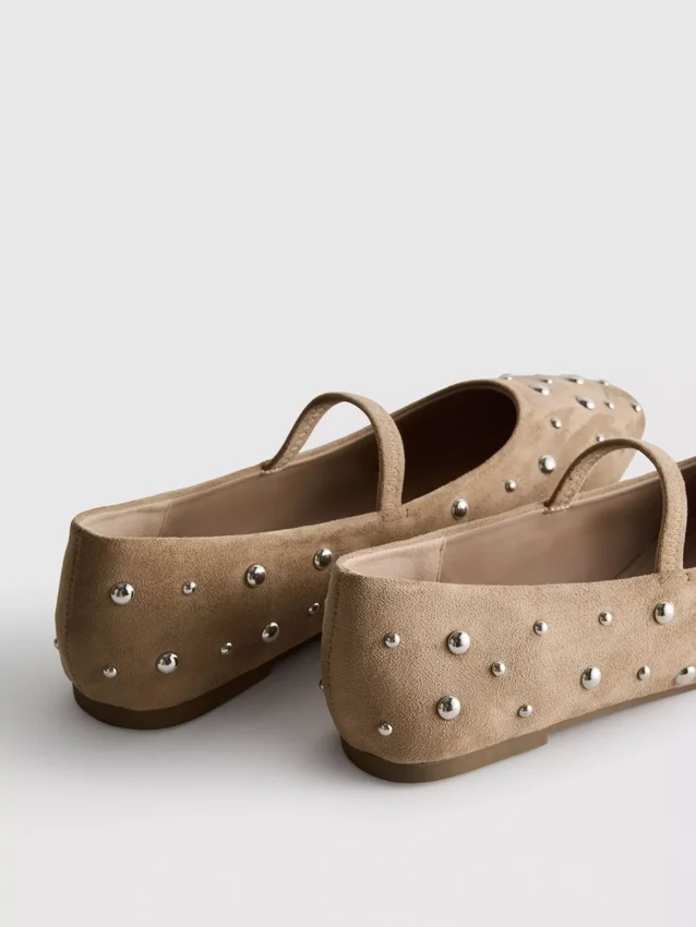 Mary Janes med nitar