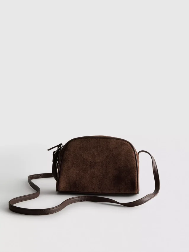 Mini-crossbodyväska i imitationsmocka