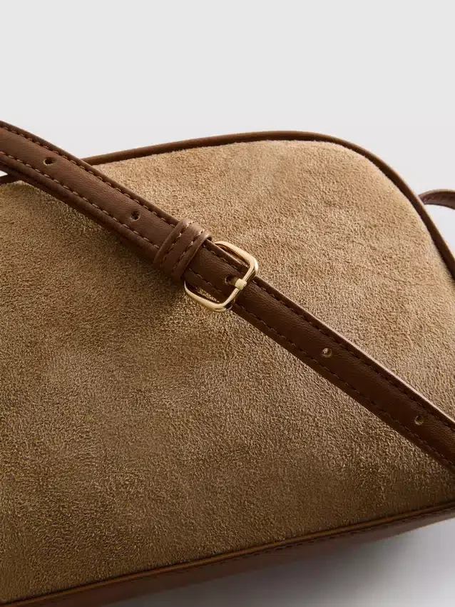 Mini-crossbodyväska i imitationsmocka