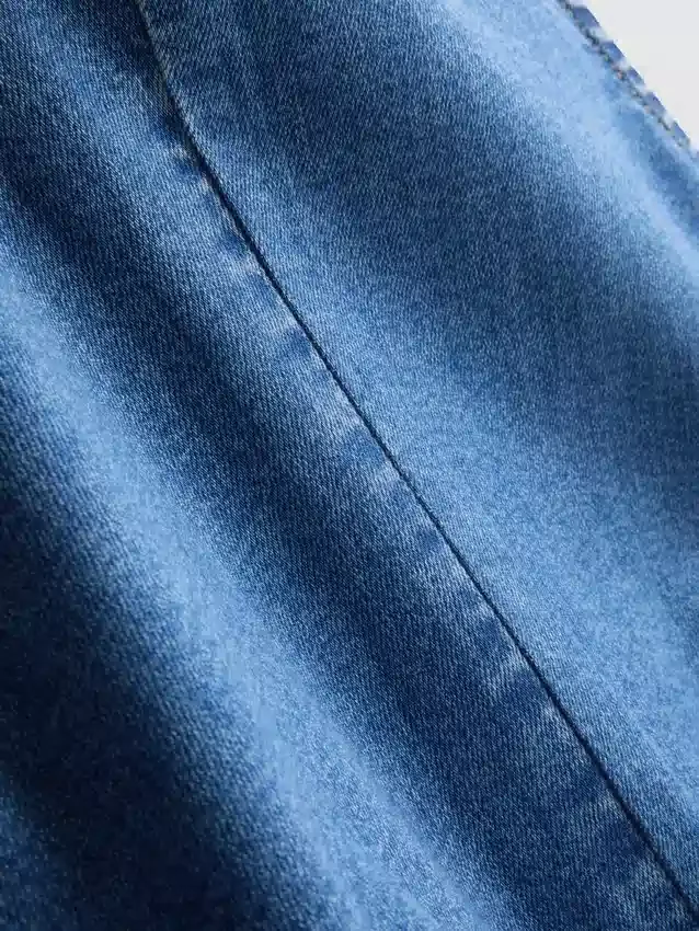 Miniklänning i bomullsdenim med A-linje