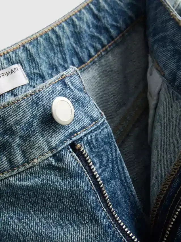 Minishorts i bomullsdenim