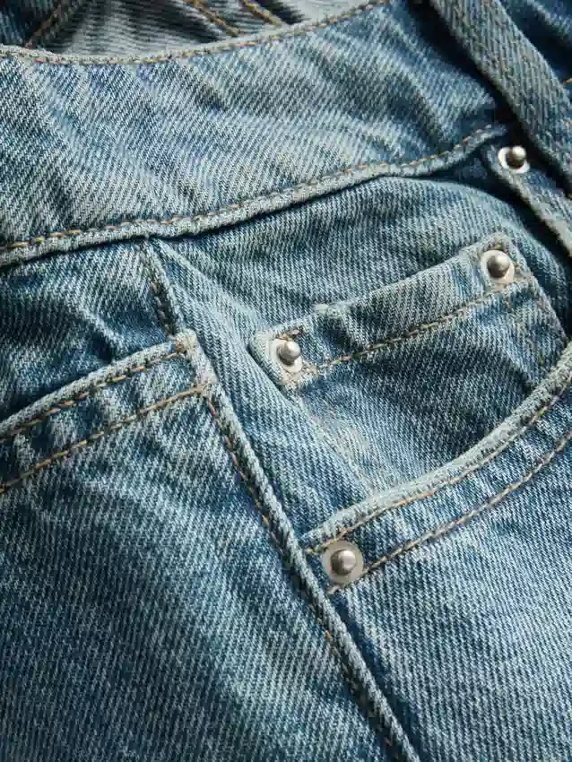 Minishorts i bomullsdenim