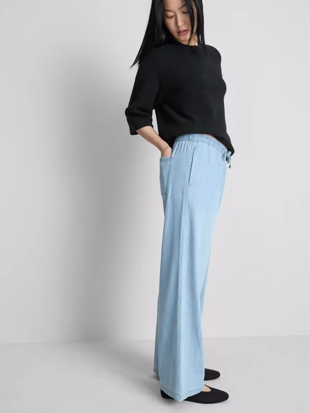 Mjukisbyxor i denim med raka ben