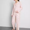 Mönstrad pyjamasar i boyfriend-stil