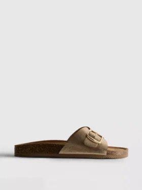Mulesandaler med spänne