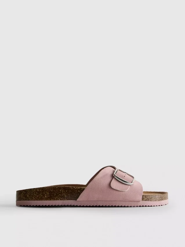 Mulesandaler med spänne