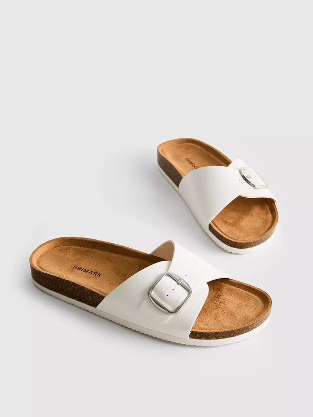 Mulesandaler med spänne