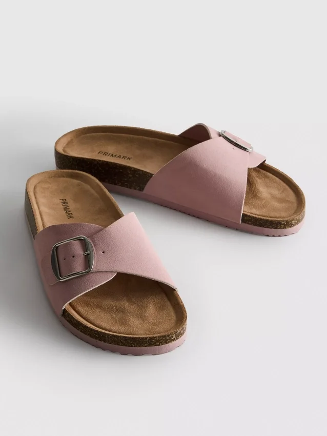 Mulesandaler med spänne