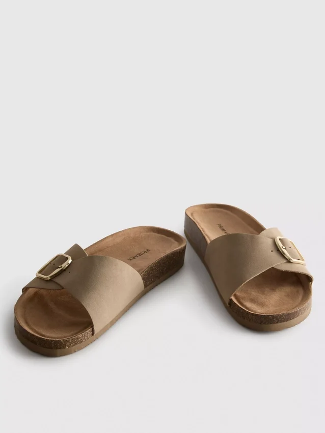Mulesandaler med spänne