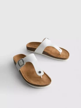Mulesandaler med T-rem och spänne