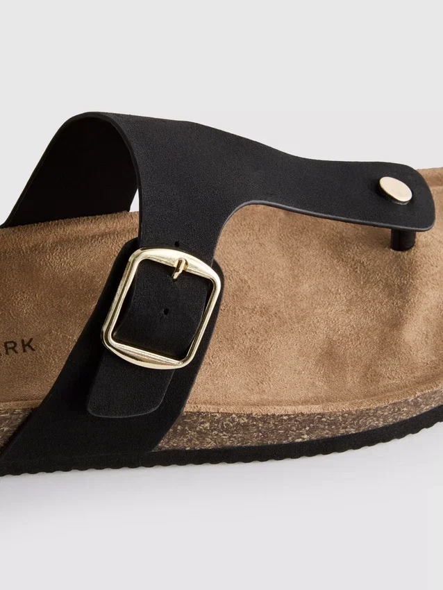 Mulesandaler med T-rem och spänne
