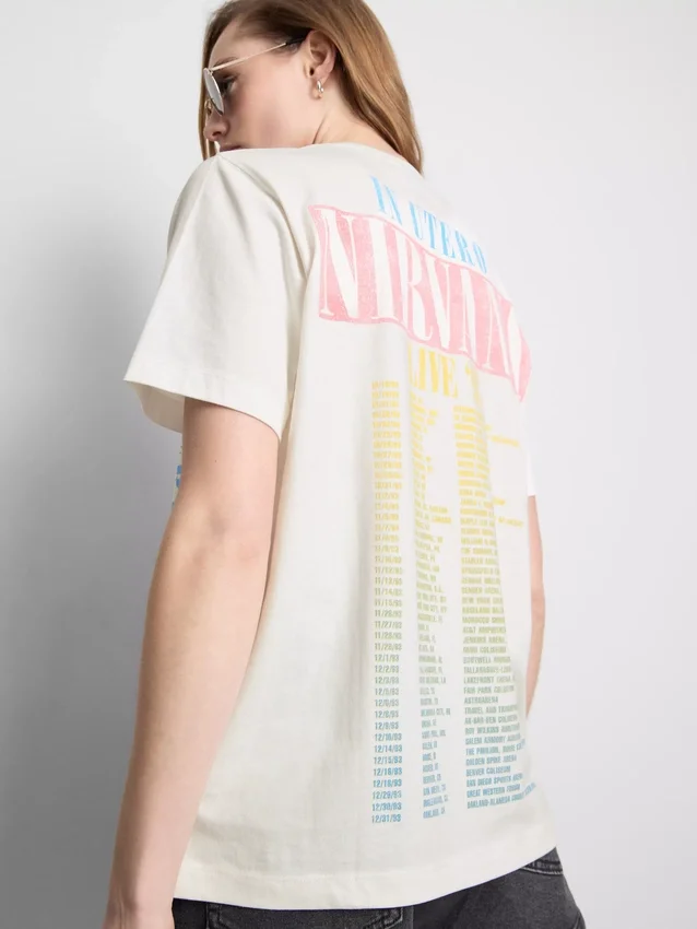 Nirvana-T-shirt i bomull med regnbågsmotiv