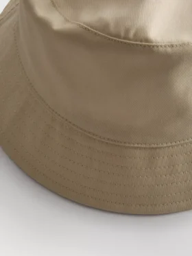 Oumbärlig buckethat