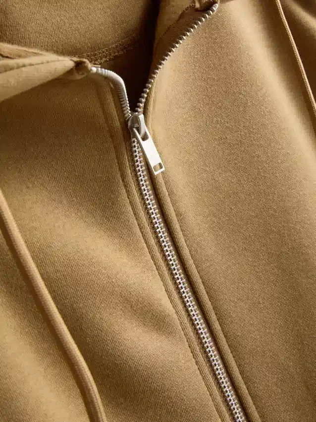 Oumbärlig hoodie med dragkedja
