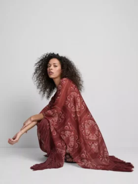 Paisley-kappa med fransar